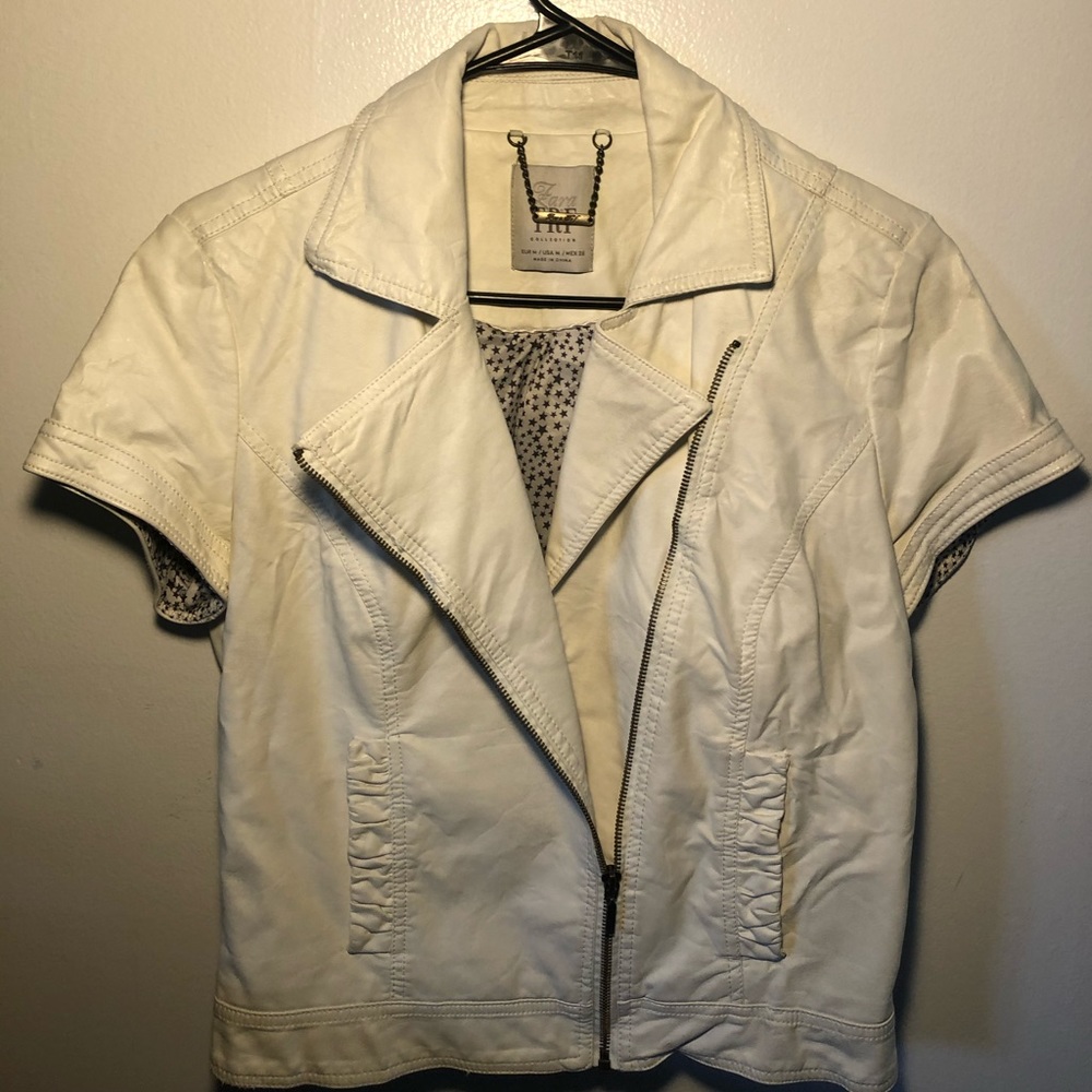 Faux leather beige short sleeve jacket